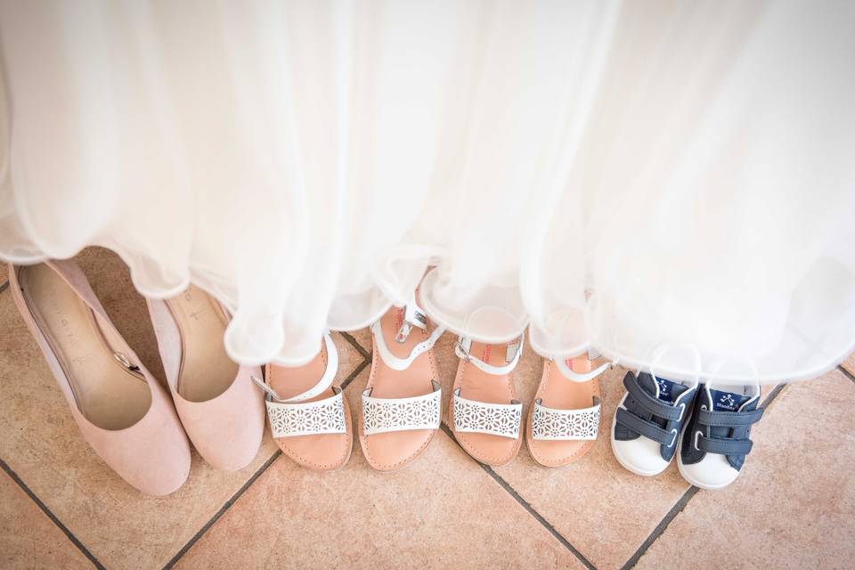 Le scarpe di mamma e figli
