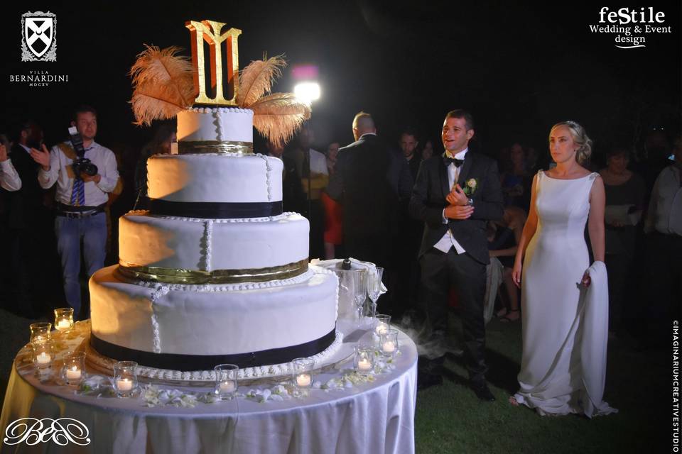 Wedding cake gatsby style