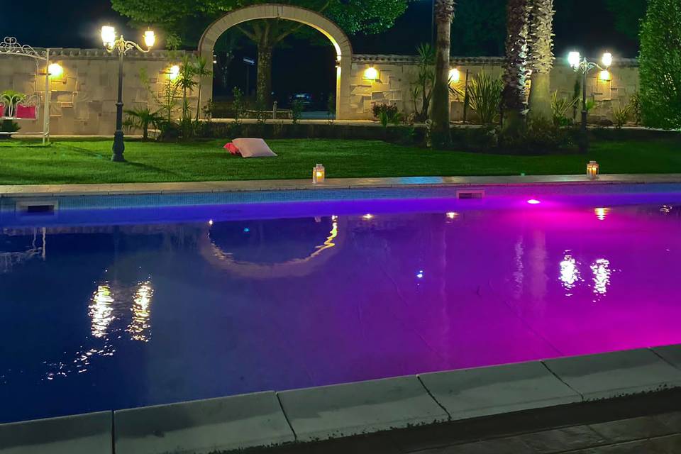 I colori della piscina di sera