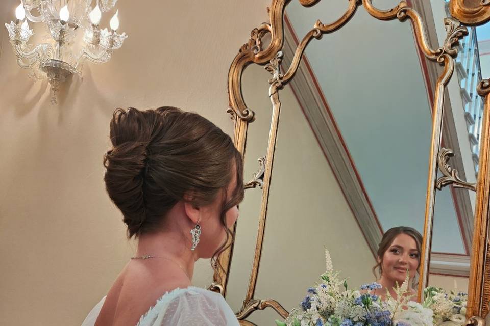 Make-up hair