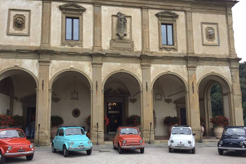 Fiat 500 at Villa San Michele