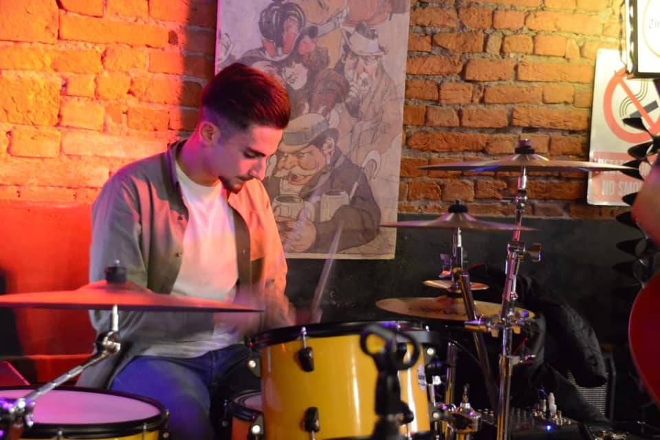 Live Milano