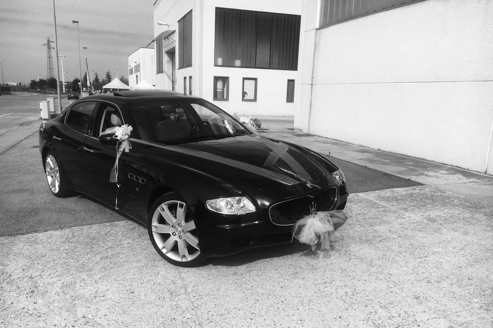 Quattroporte b/w