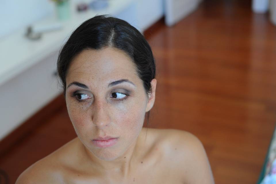 Bridal make-up