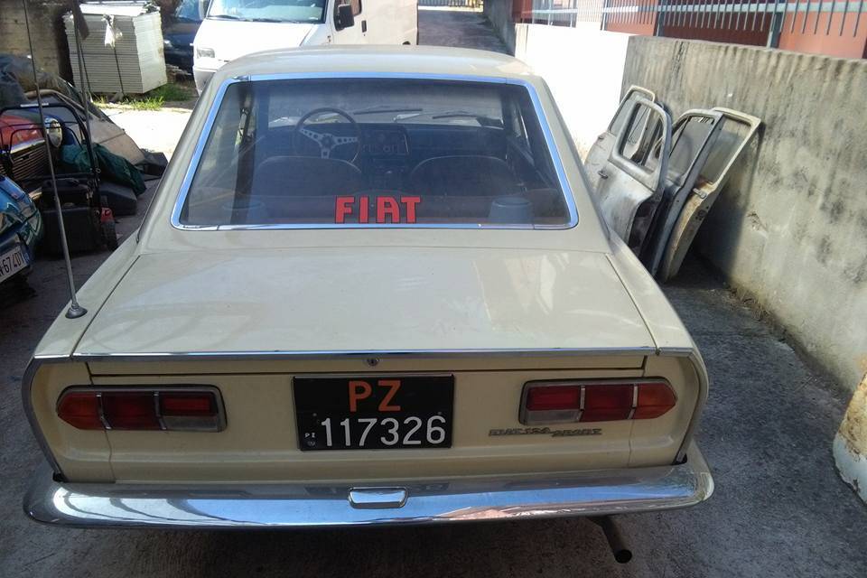 Fiat 124 Coupè