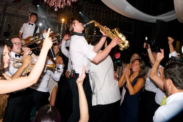 Sax + DJ set party