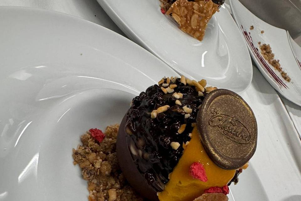 Sfera di cacao e caramello sal