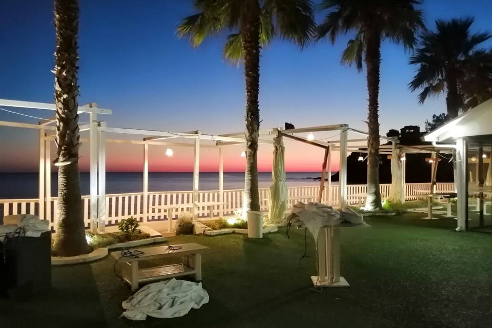 SERVIZIO  BORDO SPIAGGIA