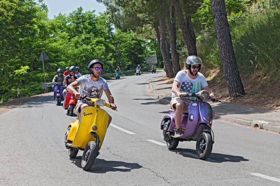 Vespa Tour