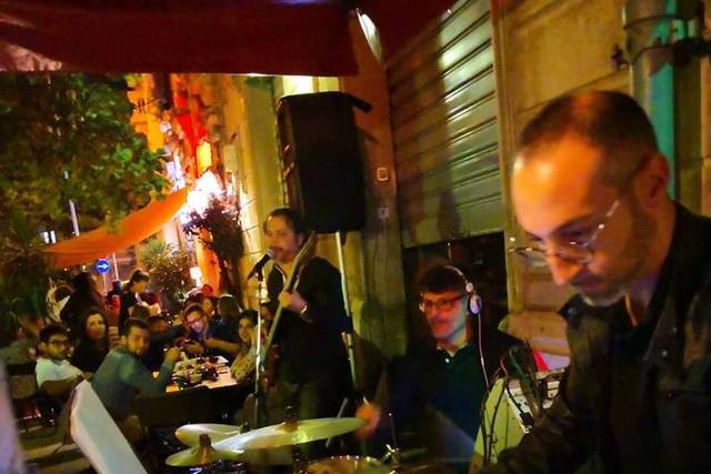 Live nei lounge bar.