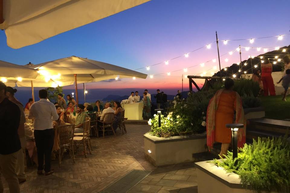 Villa Paradise Resort