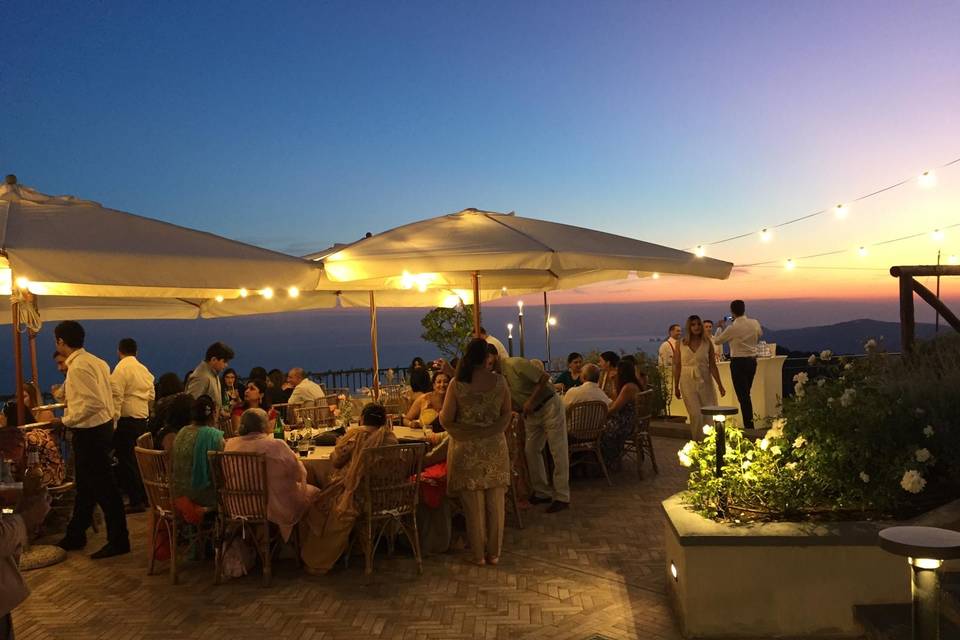 Villa Paradise Resort