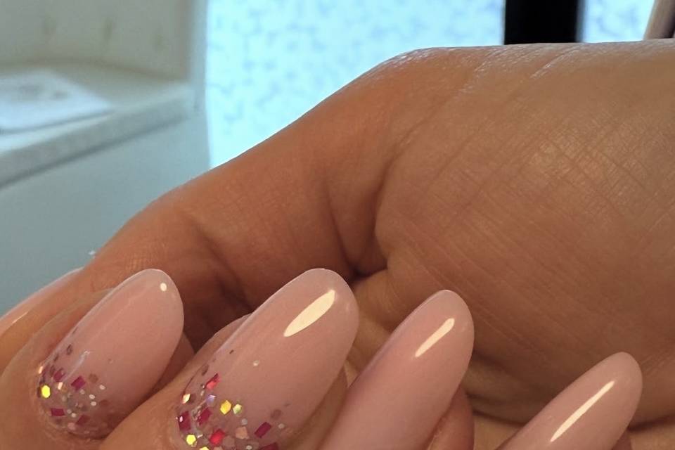 Unghie gel sposa