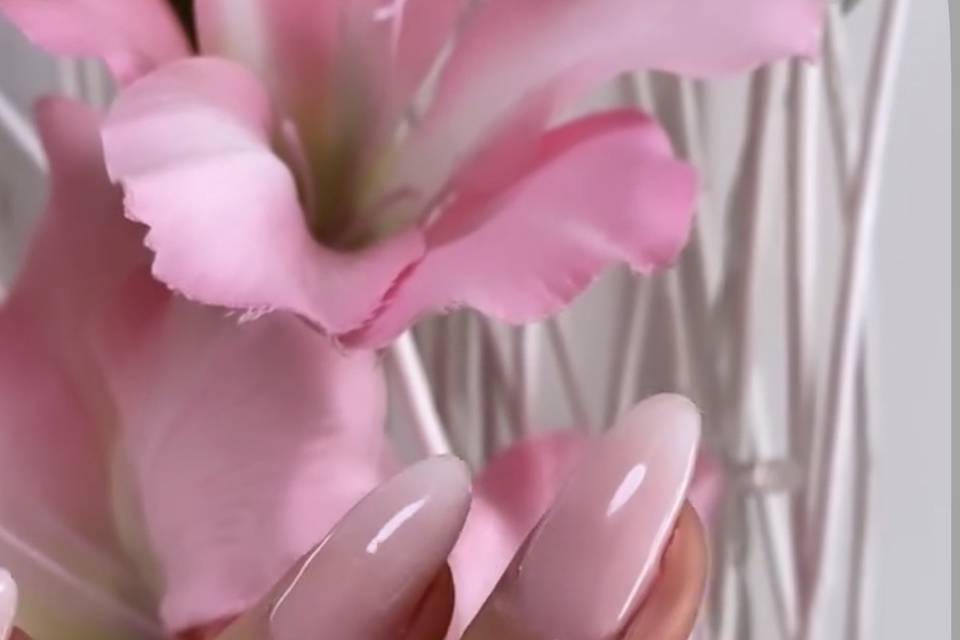 Unghie gel matrimonio