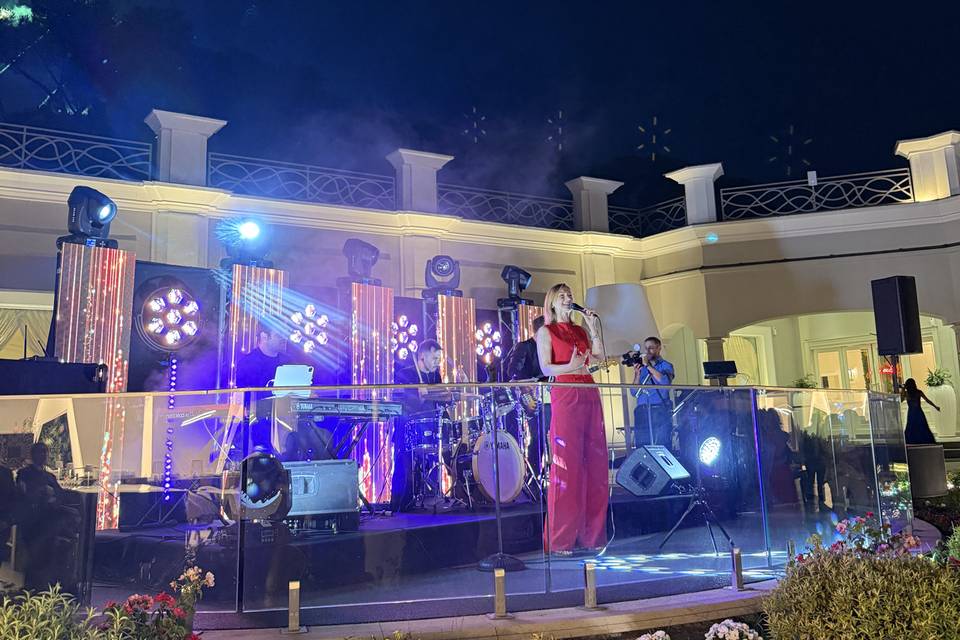 Live Band