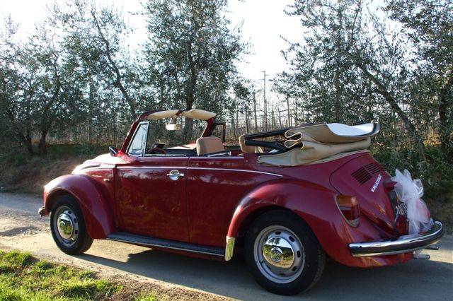 Maggiolone rosso cabrio