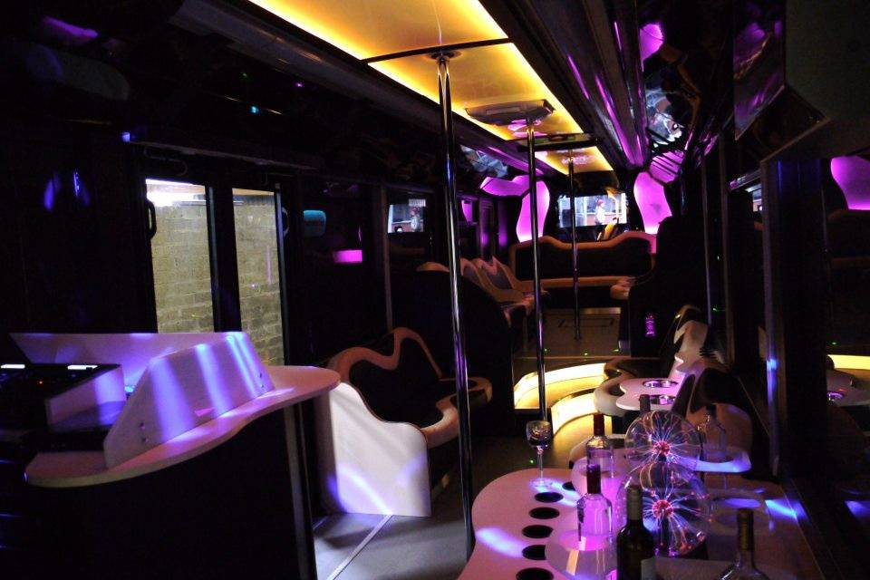 Vip limobus