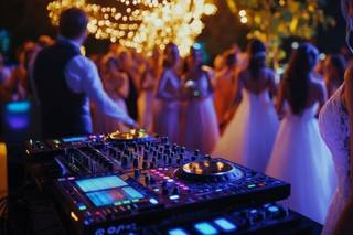 Dj Max