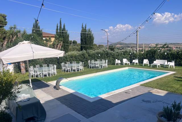 Ricevimento a bordo piscina