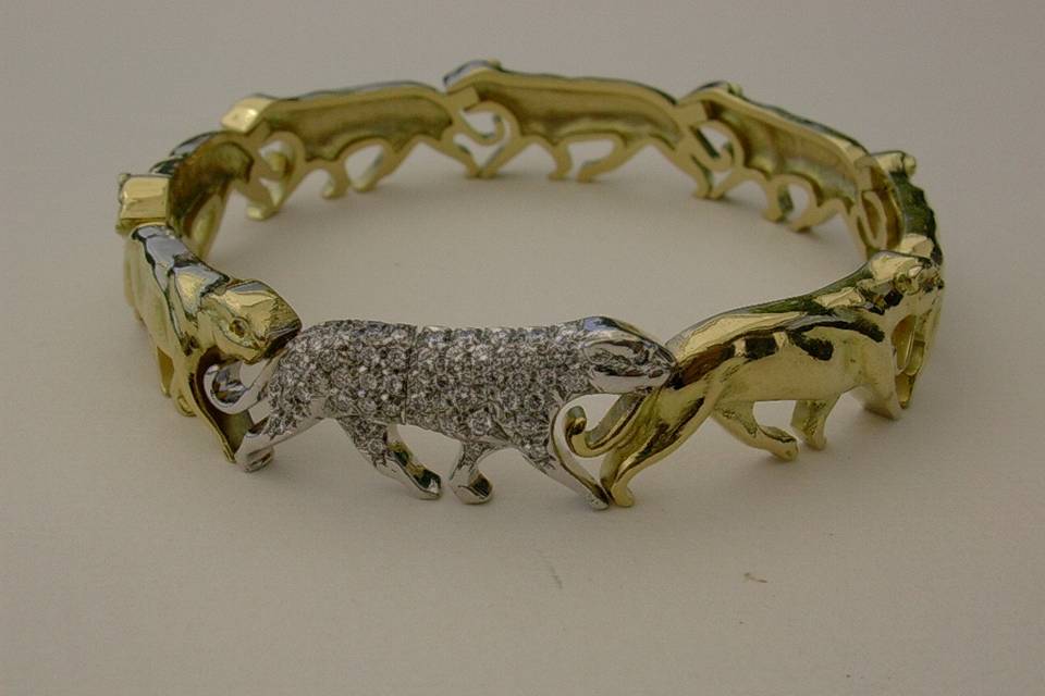 Bracciale con leoni