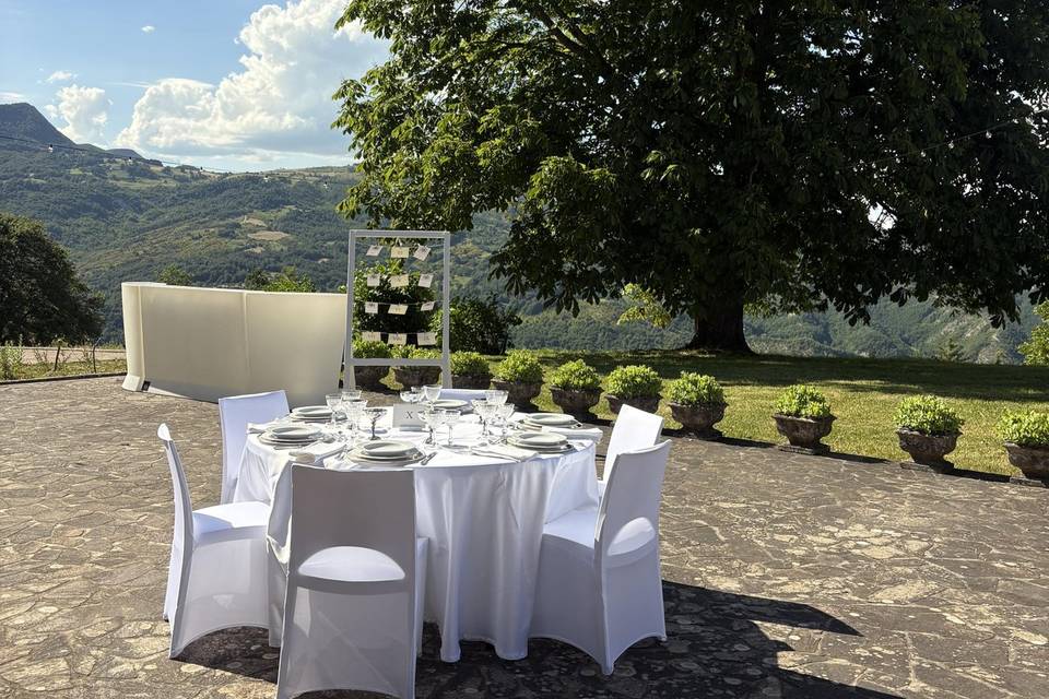 Tavolo all’esterno