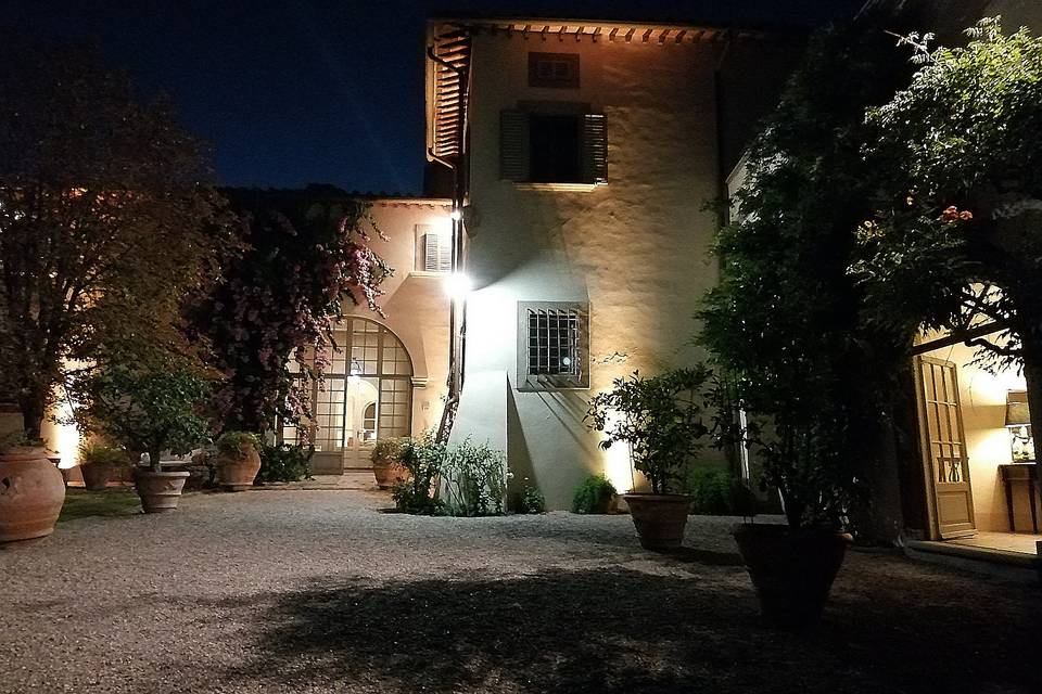 Villa dianella by night