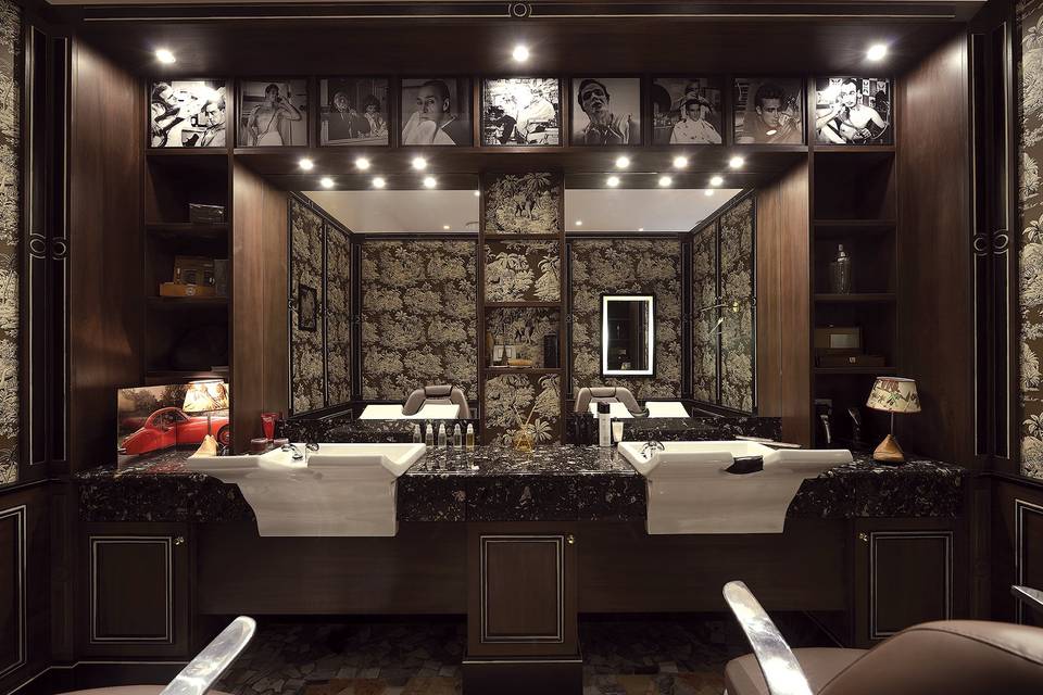 Barber room