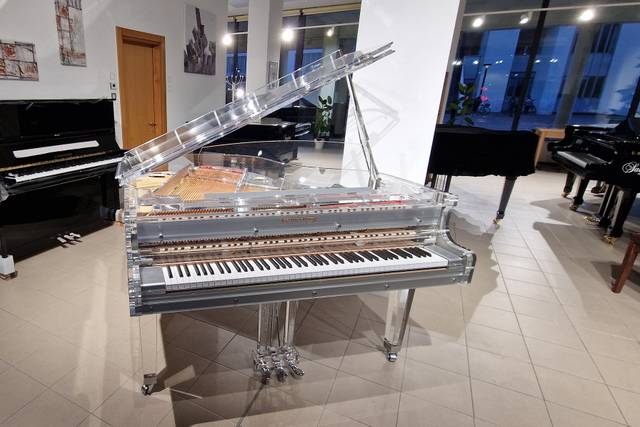 Pianoforte in cristallo