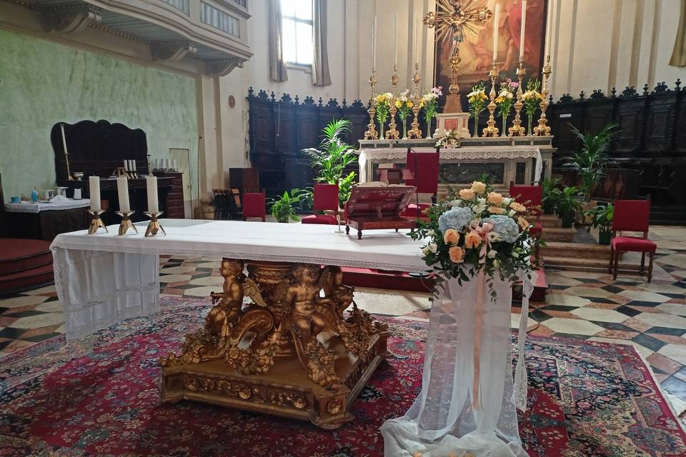 Composizione altare