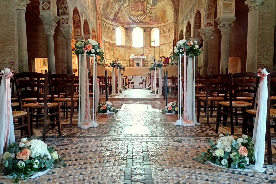 Allestimento navata chiesa