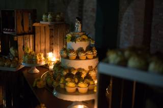Engi's Bakery 1