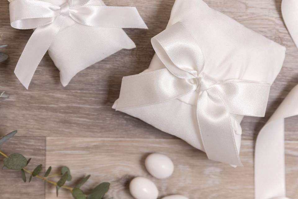 Bustine in twille bianco