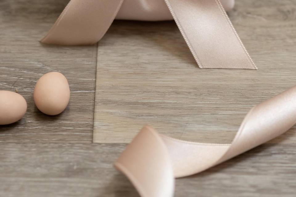 Sacchetto rosa piegata a mano