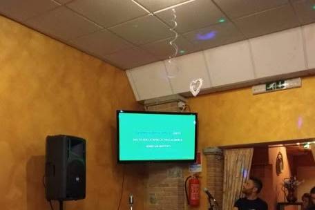 SERATE KARAOKE + MAXI SCHERMO