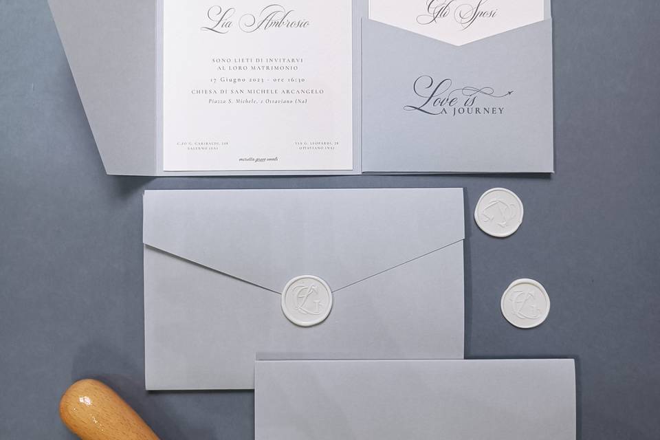 WeddingInvitation