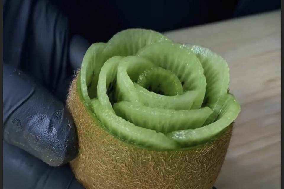 Finger fruit kiwi