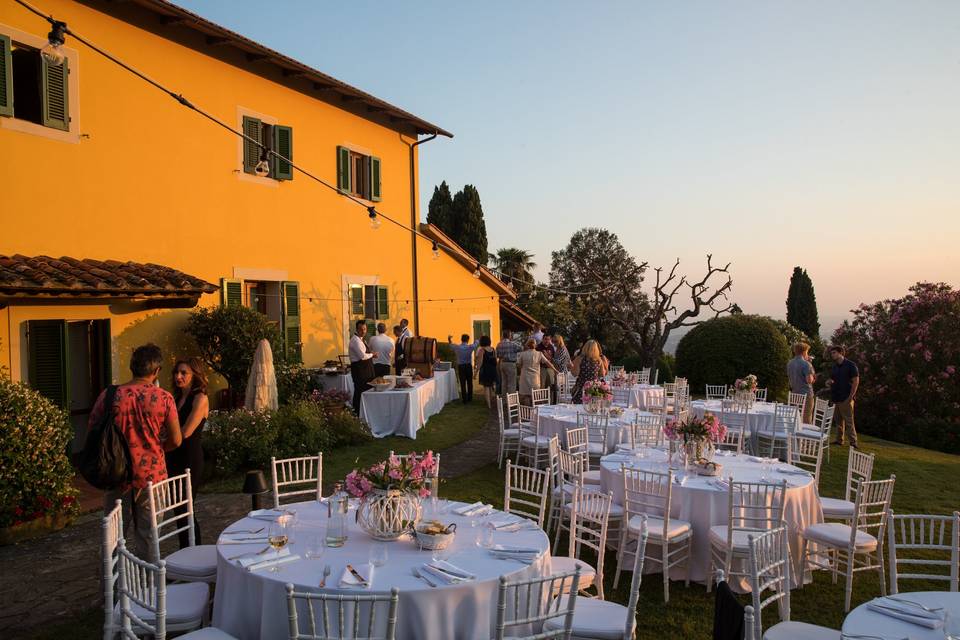 Cena in giardino