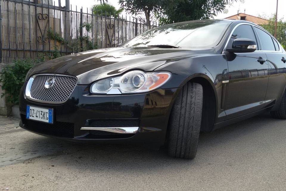 Jaguar xf