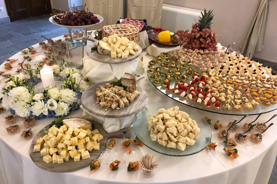 Della Luna Catering