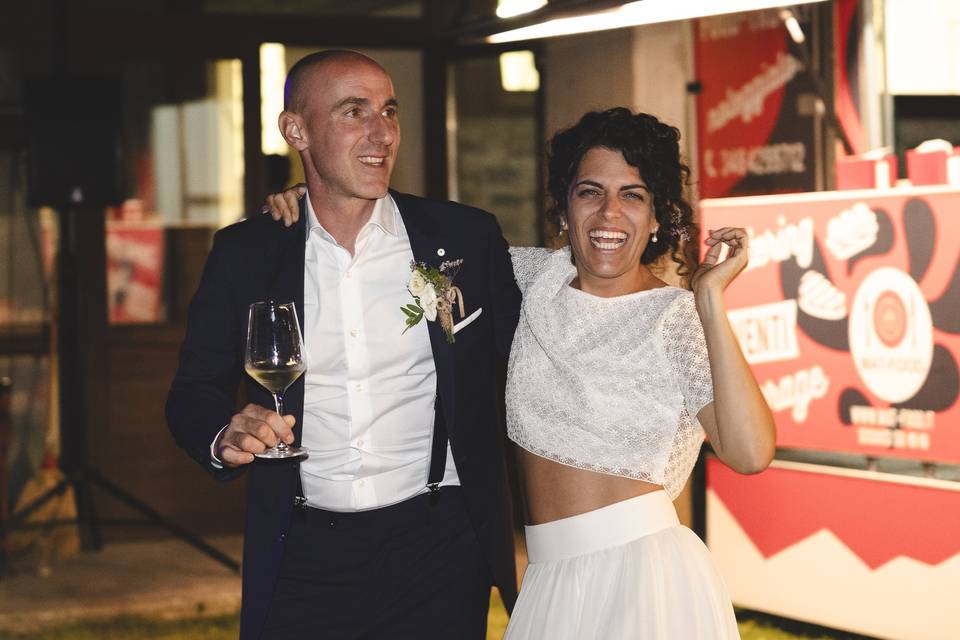Gli sposi Mattia e Camilla
