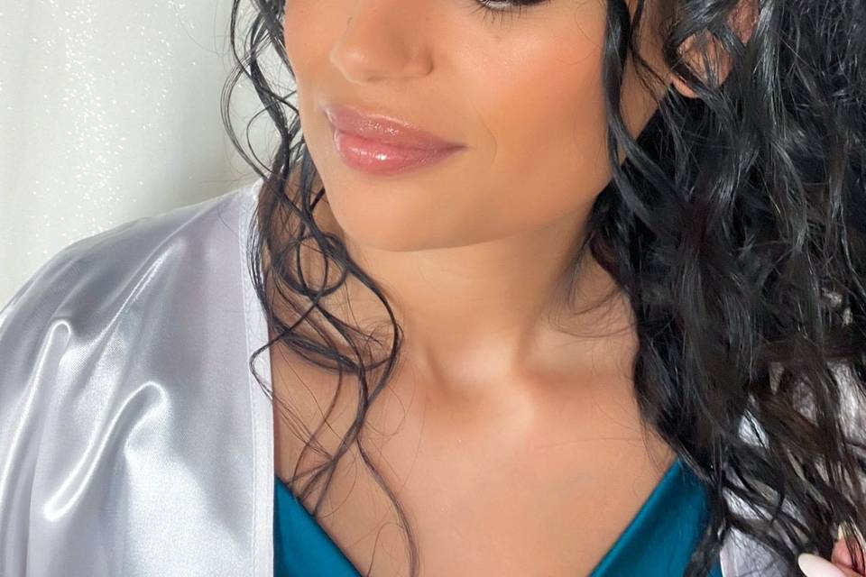 Vanessa Make-up Artist