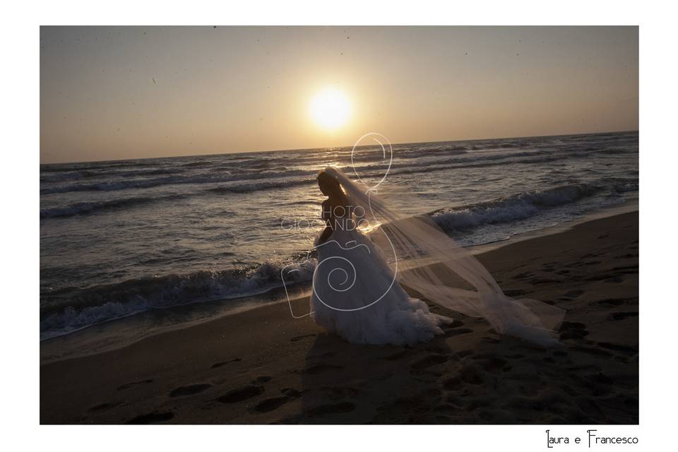 La sposa in spiaggia