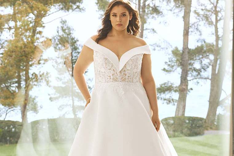 Pronovias - Baker