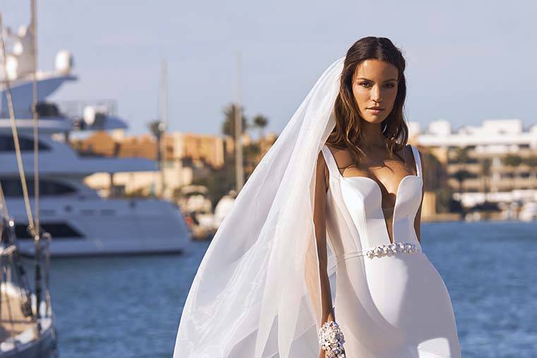 Adoray Pronovias