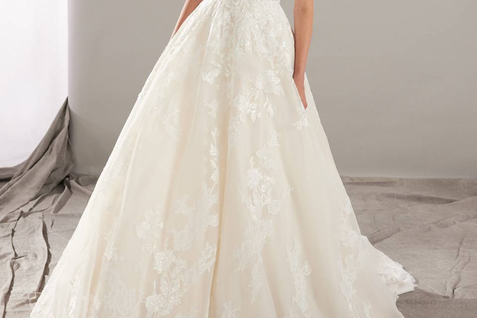 Ever Pronovias 2025