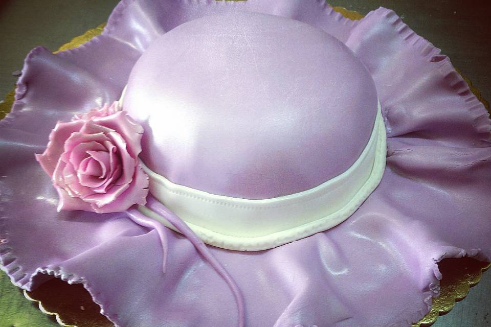 Torta a forma di cappello...