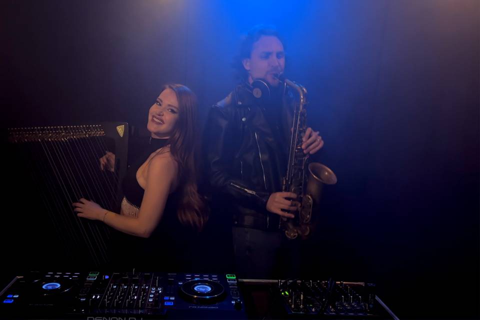 Vivaldj sax dj, arpa elettrica