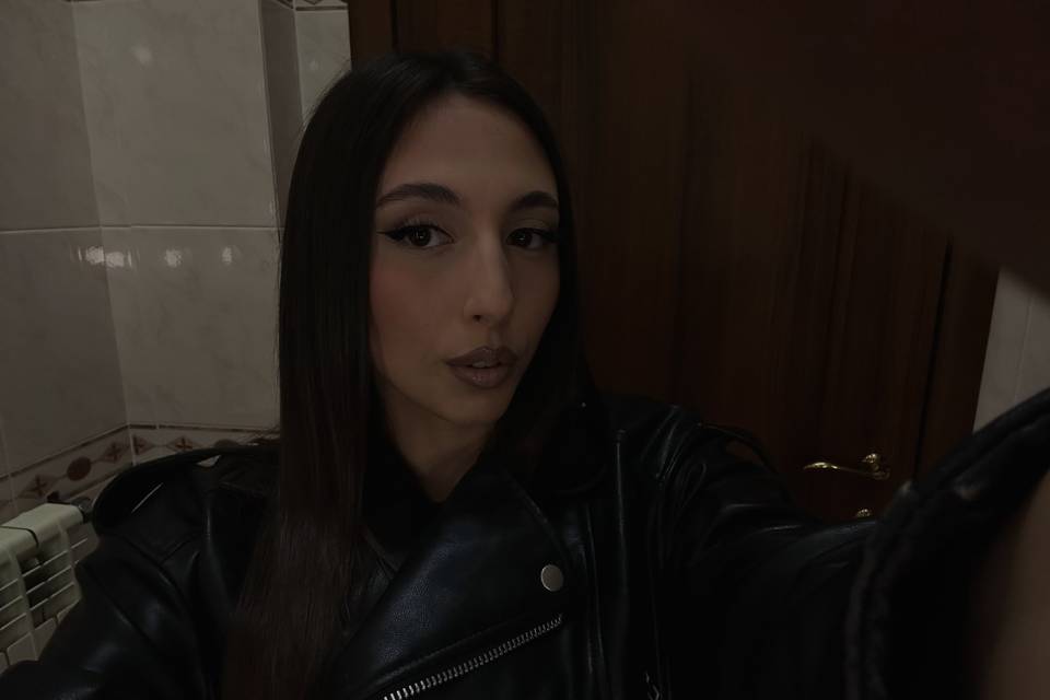 Make-up by Mart
