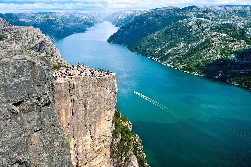 Norvegia top of the rock