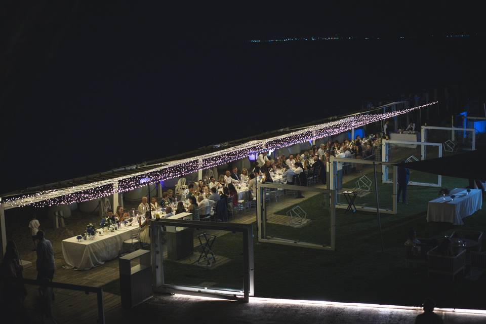 Wedding table by night